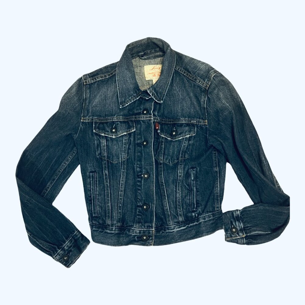 ⭐️HOST PICK - Levi's XS Trucker Jean Denim Jacket - Medium Blue - LIKE NEW - Picture 2 of 10
